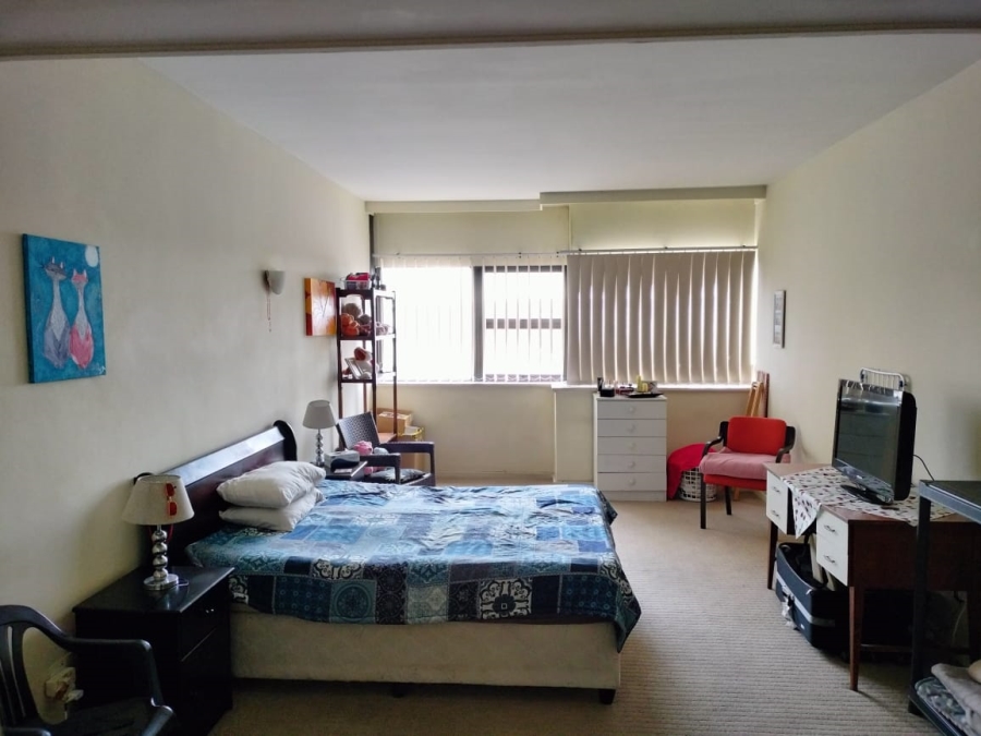 2 Bedroom Property for Sale in Bellville Central Western Cape